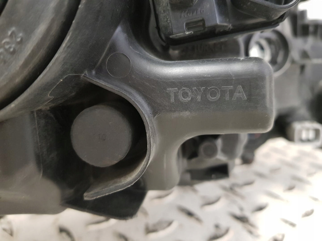 Frontscheinwerfer Toyota Corolla 81150-02T31 Ein Stück (Rechts oder Links) SCH8723019837gm