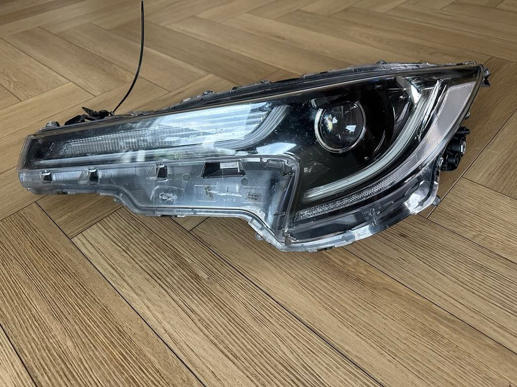 Frontscheinwerfer Toyota Corolla 81150-02S70 Full LED Rechts oder Links