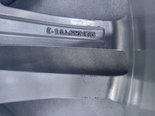 Laden Sie das Bild in den Galerie-Viewer, 1x Alufelge 19 Zoll 9.0" 5x112 33ET 8T0601025DB Audi A5 Rim Wheel FEL6745190361fr