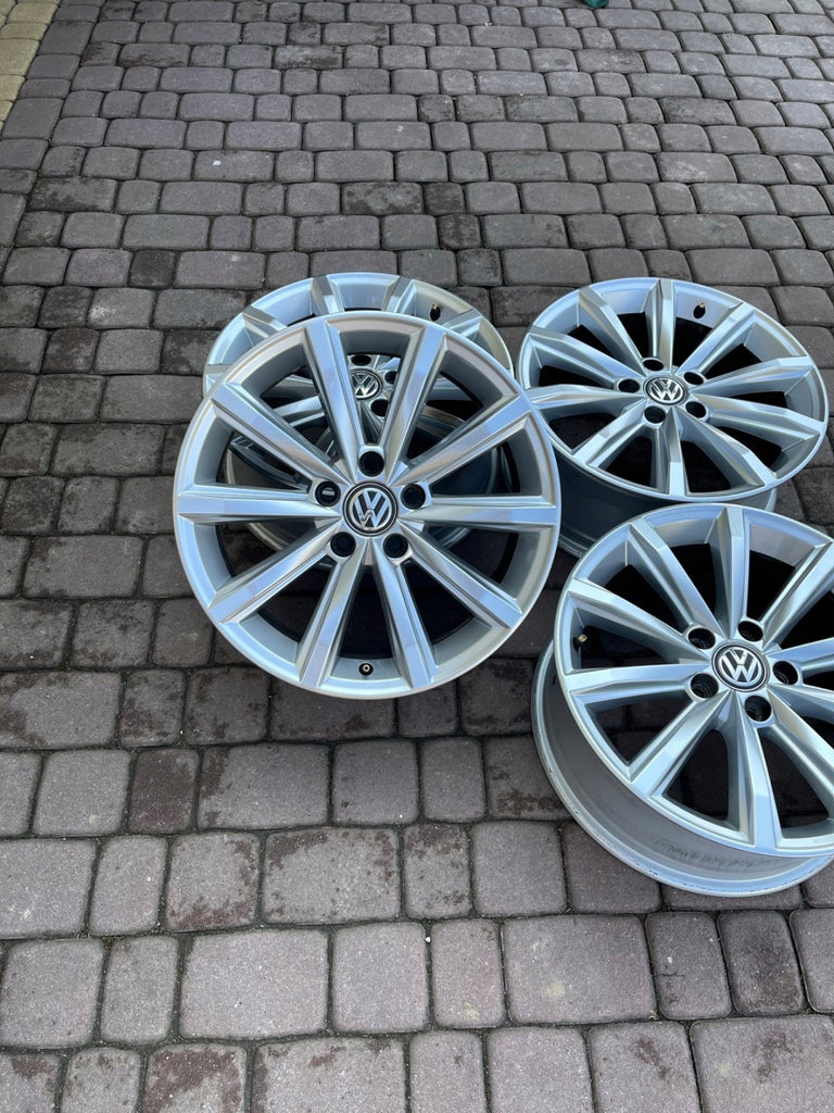 4x Alufelge 17 Zoll 7.0" 5x112 40ET 3G0601025BP VW Passat B8 Beetle Touran FEL4896307476xa