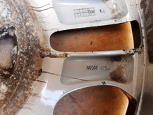 Laden Sie das Bild in den Galerie-Viewer, 1x Alufelge 16 Zoll 5.5&quot; 5x114.3 Mazda Rim Wheel