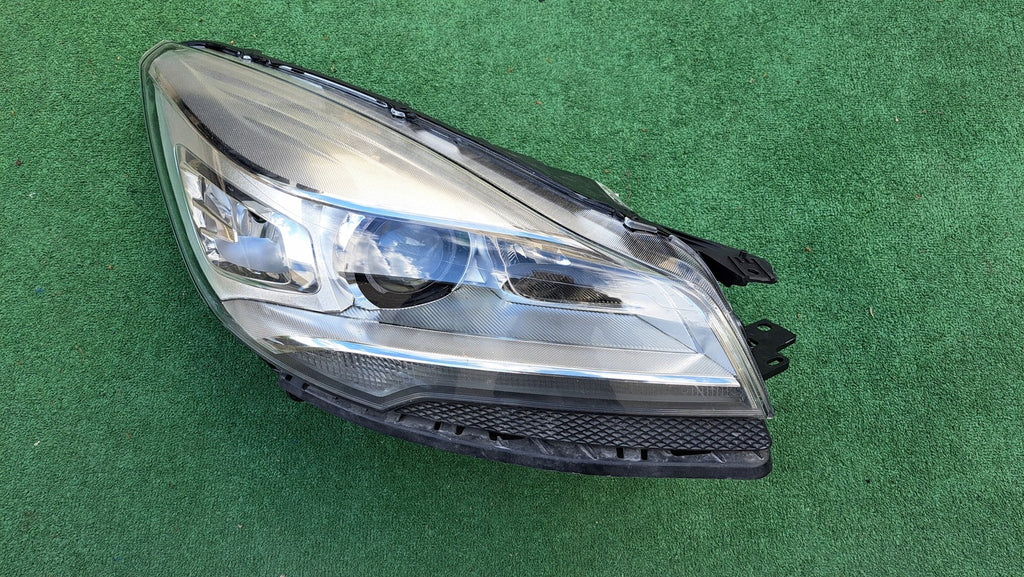 Frontscheinwerfer Ford Kuga CV44-13D154-AK Xenon Rechts Scheinwerfer Headlight