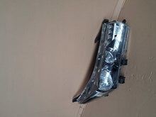 Laden Sie das Bild in den Galerie-Viewer, Frontscheinwerfer Toyota Corolla Rechts Scheinwerfer Headlight SCH1782575457gr