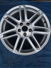 Load image into Gallery viewer, 1x Alufelge 18 Zoll 8.0&quot; 5x112 39ET Silber 4G0601025CA Audi A6 C7 Rim Wheel