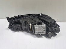 Laden Sie das Bild in den Galerie-Viewer, Frontscheinwerfer BMW IX I20 5A3CE95-04 Links Scheinwerfer Headlight SCH4430698815ru