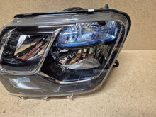 Laden Sie das Bild in den Galerie-Viewer, Frontscheinwerfer Dacia Duster 260606709R Links Scheinwerfer Headlight SCH5658432124da