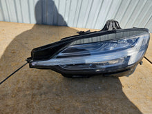 Laden Sie das Bild in den Galerie-Viewer, Frontscheinwerfer Volvo V60 S60 III 32404689 Links Scheinwerfer Headlight SCH6290477751ax