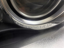 Laden Sie das Bild in den Galerie-Viewer, Frontscheinwerfer Mercedes-Benz W204 A2048203739 Bi-Xenon Links Headlight SCH8323639362ey