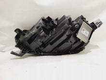 Laden Sie das Bild in den Galerie-Viewer, Frontscheinwerfer Skoda Octavia IV 5E4941016A LED FALSE Scheinwerfer Headlight SCH8843439175zi