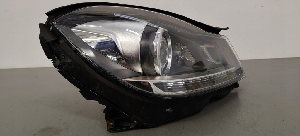Frontscheinwerfer Mercedes-Benz W204 A2048204439 0301270282 LED Rechts Headlight SCH2710500501gg