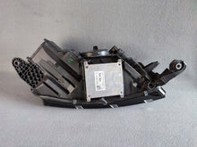 Load image into Gallery viewer, Frontscheinwerfer Skoda Fabia III 3B0941016AN LED Ein Stück (Rechts oder Links)