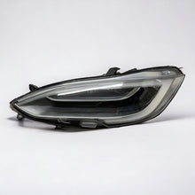 Laden Sie das Bild in den Galerie-Viewer, Frontscheinwerfer Tesla Model S 105357400C LED Links Scheinwerfer Headlight