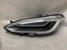 Laden Sie das Bild in den Galerie-Viewer, Frontscheinwerfer Tesla Model S 105357400C LED Links Scheinwerfer Headlight