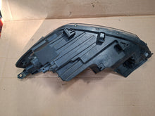 Laden Sie das Bild in den Galerie-Viewer, Frontscheinwerfer Hyundai Tucson 92102D7700 Rechts Scheinwerfer Headlight SCH6500531823zg