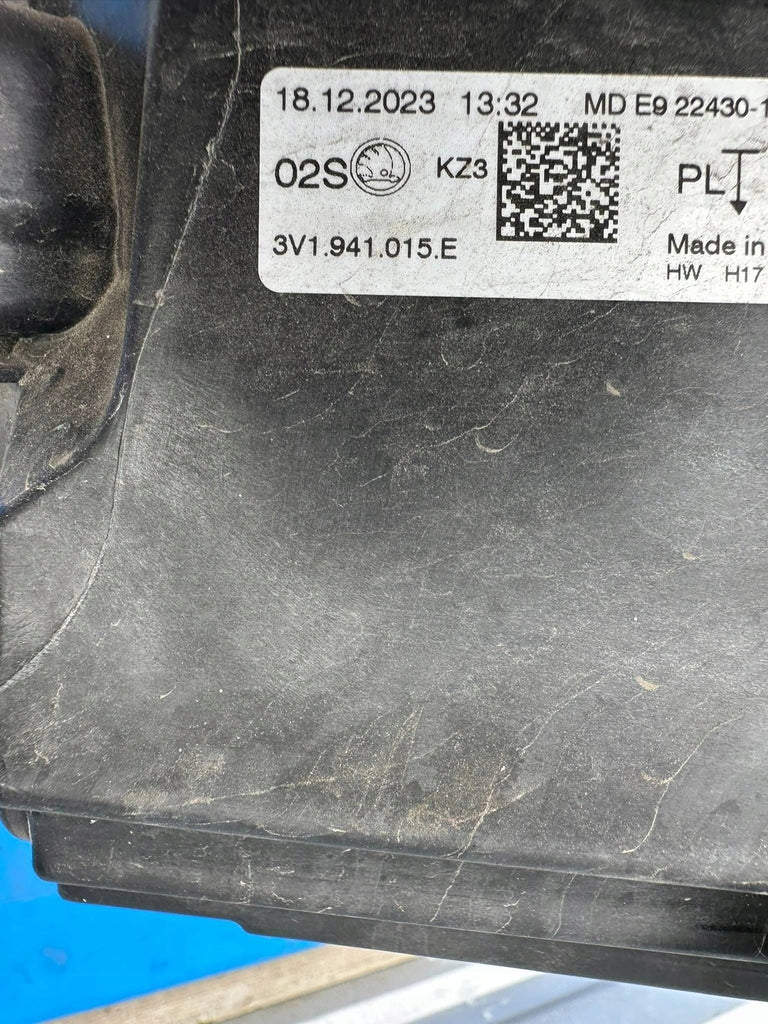 Frontscheinwerfer Skoda Superb III 3V1941015 Ein Stück (Rechts oder Links)