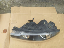Load image into Gallery viewer, Frontscheinwerfer VW 1K8941031J Links Scheinwerfer Headlight SCH6395360160av