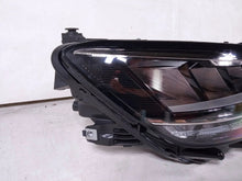 Laden Sie das Bild in den Galerie-Viewer, Frontscheinwerfer VW Passat B8 3G1941036Q 9000VY203BSD 90172735 Full LED Rechts