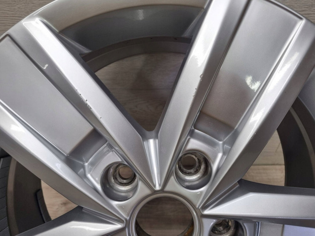 1x Alufelge 17 Zoll 7.0" 5x120 55ET Glanz Silber 7E0601025P VW Multivan FEL6221136681km