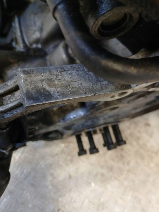 Motor Toyota Avensis Verso 1AD 2.0 126PS Diesel Engine Unkomplett MOT3079684081bx
