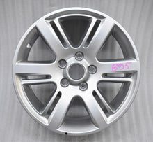 Load image into Gallery viewer, 1x Alufelge 17 Zoll 8.0" 5x120 49ET Glanz Silber 2H0601025J VW Amarok Rim Wheel FEL8532610927kk