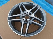 Load image into Gallery viewer, 1x Alufelge 18 Zoll 9.0&quot; 5x112 54ET A2124010400 Mercedes-Benz W212 Rim Wheel