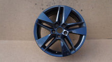 Laden Sie das Bild in den Galerie-Viewer, 1x Alufelge 17 Zoll 6.5&quot; 5x112 41ET 3V0601025 Skoda Superb Iii Rim Wheel