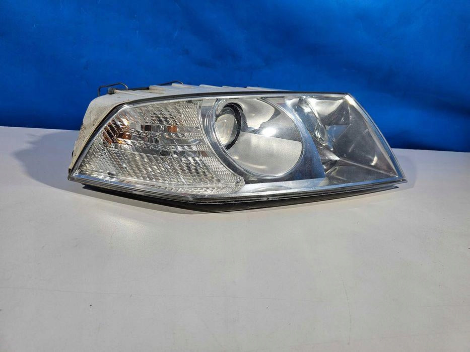 Frontscheinwerfer Skoda Octavia II 103419012607 Xenon Rechts Headlight SCH2624302470bp