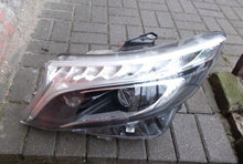 Laden Sie das Bild in den Galerie-Viewer, Frontscheinwerfer Mercedes-Benz W447 A4479061401 LED Links Headlight