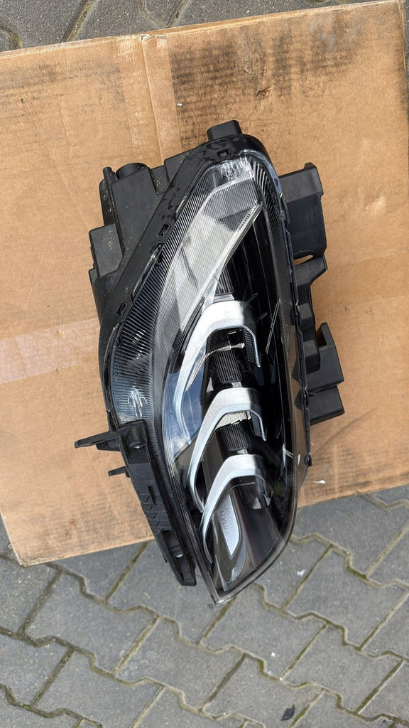 Frontscheinwerfer Hyundai Kona 92102-J9600 LED Rechts Scheinwerfer Headlight SCH4996663423sj