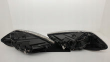 Load image into Gallery viewer, Frontscheinwerfer Volvo C70 31299750 31299751 Ein Satz Scheinwerfer Headlight SCH9264822582ct