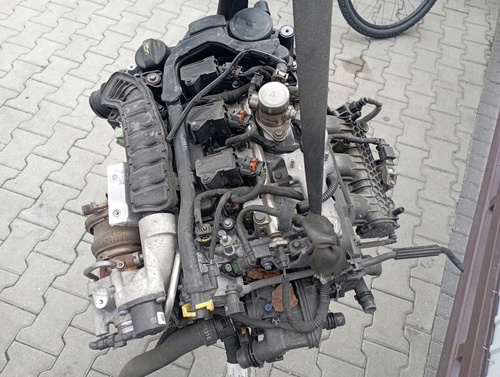 Motor Peugeot 2008 101BAN HN05 1.2 THP 27TKm 2023 Benzin Engine Komplett