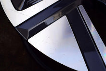 Load image into Gallery viewer, 1x Alufelge 17 Zoll 7.0&quot; 5x114.3 50ET Glanz Grau 52910-DD100 Hyundai Kona Mg