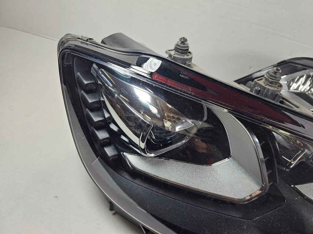 Frontscheinwerfer VW Sharan 7N1941752B 7N1941751B LED Ein Satz Headlight SCH7958221817gn