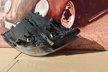 Laden Sie das Bild in den Galerie-Viewer, Frontscheinwerfer BMW 5 F11 F10 7203251 Xenon Links Scheinwerfer Headlight SCH4101845359zn
