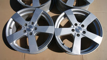 Laden Sie das Bild in den Galerie-Viewer, 5x Alufelge 17 Zoll 7.0" 5x112 TTDY8SA45V Audi Rim Wheel FEL7145843302hl