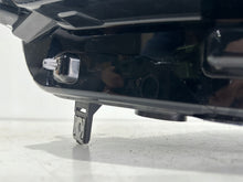 Laden Sie das Bild in den Galerie-Viewer, Frontscheinwerfer Seat Tarraco 5FJ941007K Links Scheinwerfer Headlight SCH2998121029ws