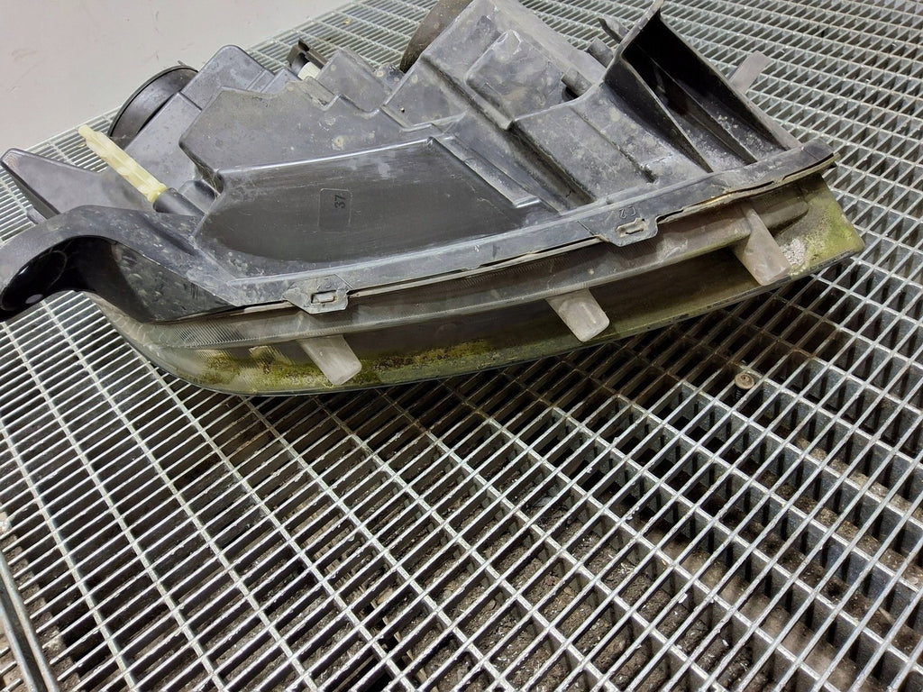 Frontscheinwerfer Dacia Sandero 260607877R Links Scheinwerfer Headlight SCH9838205756xf