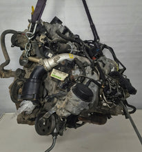 Laden Sie das Bild in den Galerie-Viewer, Motor Chrysler Mercedes-Benz 300c OM642 2005 Engine Komplett MOT4214832787zm