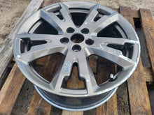 Laden Sie das Bild in den Galerie-Viewer, 1x Alufelge 18 Zoll 8.0&quot; 5x108 49ET 9674272577 Peugeot 508 Rim Wheel