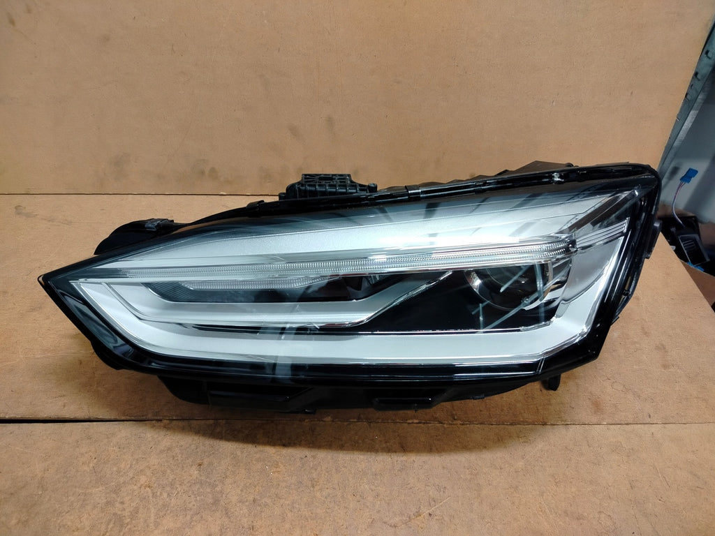 Frontscheinwerfer Audi A5 8W6941005C 8W6941006C Xenon Rechts oder Links SCH9976130822lv