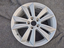 Load image into Gallery viewer, 1x Alufelge 17 Zoll 7.0" 5x108 40,5ET Glanz Silber 31471309 Volvo S60 II V60 FEL2015391255zk