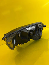 Load image into Gallery viewer, Frontscheinwerfer Dacia Sandero III 260607161R LED Links Scheinwerfer Headlight SCH5993897445te