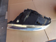 Laden Sie das Bild in den Galerie-Viewer, Frontscheinwerfer BMW 3 E91 E90 69427379 69427389 Xenon Ein Satz Headlight SCH3372284086sz