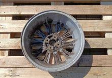 Laden Sie das Bild in den Galerie-Viewer, 1x Alufelge 16 Zoll 6.0" 4x100 40ET Glanz Silber 13298019 Opel Corsa D Rim Wheel FEL3234405089vx