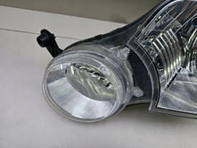 Laden Sie das Bild in den Galerie-Viewer, Frontscheinwerfer Skoda Yeti 5l 5L1941017C Xenon Links Scheinwerfer Headlight