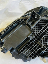 Laden Sie das Bild in den Galerie-Viewer, Frontscheinwerfer Audi Q7 4M0941040C LED Rechts Scheinwerfer Headlight SCH8839422925ut