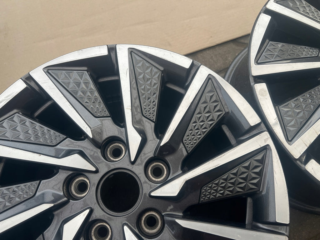 1x Alufelge 16 Zoll 6.5" 5x114.3 50ET Glanz Grau 52910-G7700 Hyundai Ioniq Mg