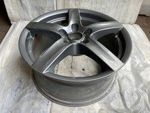 Laden Sie das Bild in den Galerie-Viewer, 1x Alufelge 18 Zoll 8.0" 5x112 52ET Rim Wheel FEL3077128170ku