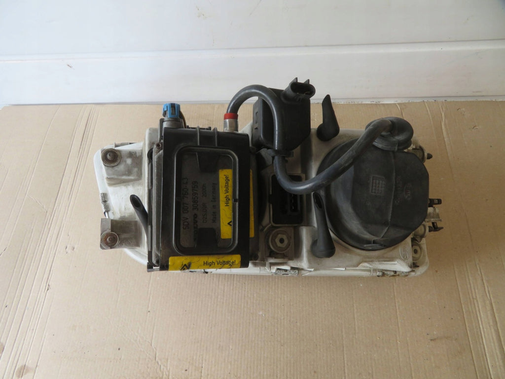Frontscheinwerfer Volvo V40 30899884- 30899884-REMO30899884-REMO Links Headlight SCH1708594536kr
