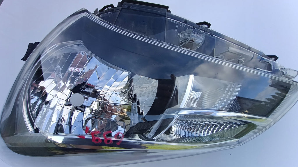 Frontscheinwerfer Toyota Yaris LED Ein Stück (Rechts oder Links) Headlight SCH5569096101cc